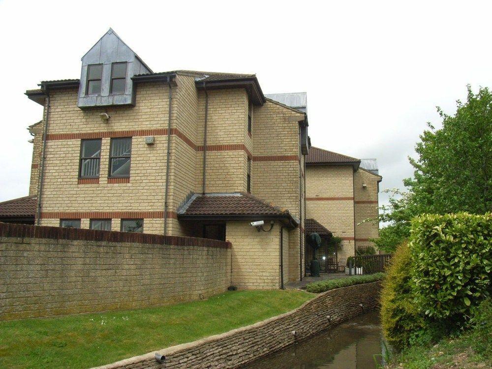 Riverside Hotel Cirencester Exterior foto